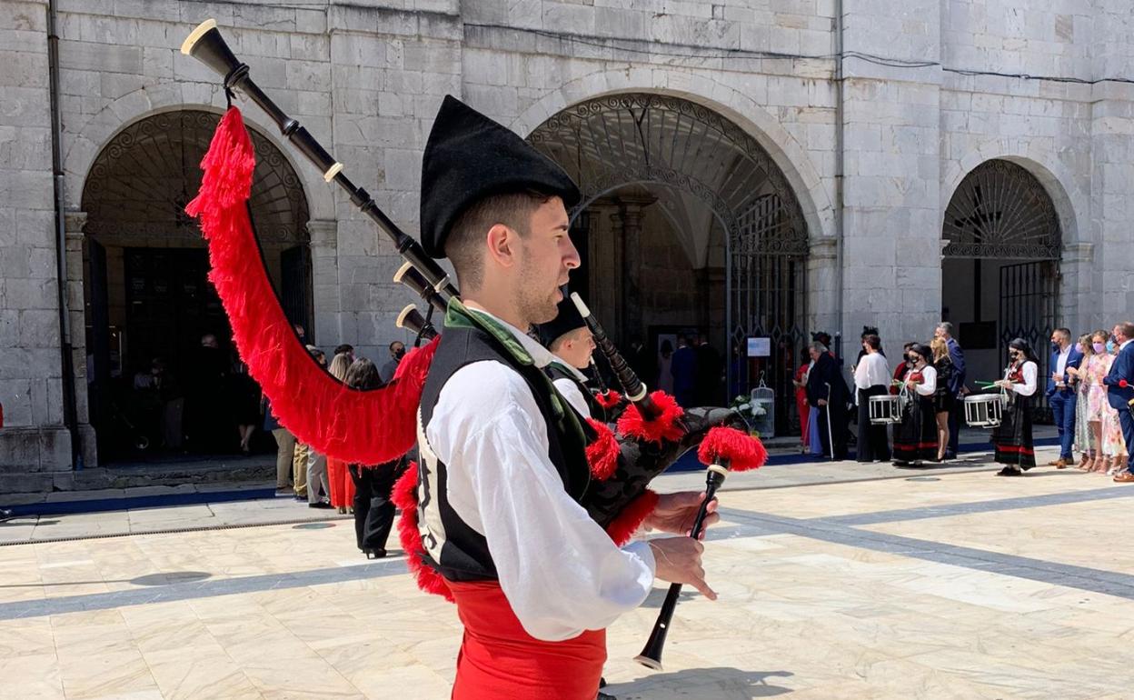 La Banda de Gaitas vuelve a los escenarios ocho meses después El Comercio Diario de Asturias